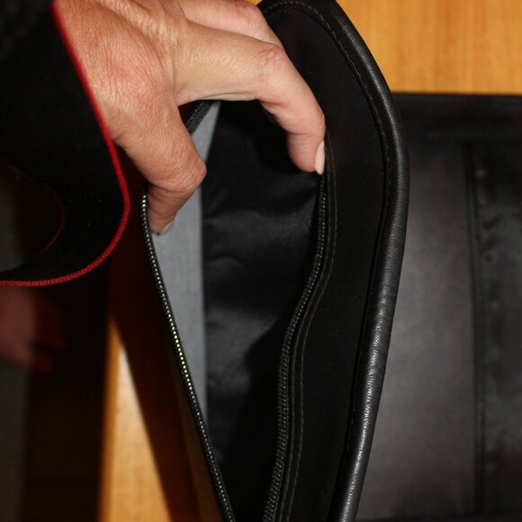 Black Leather Look Bible Cover - Picture 4 of 7